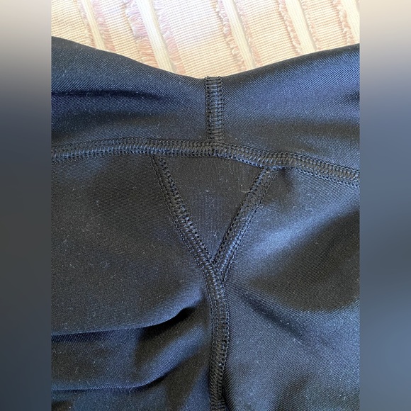 Black leggings with pockets - Picture 7 of 11